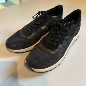 Clarks sneakers
